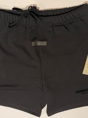 Fear of God Essentials Shorts SS22 Stretch Limo Black - Medium
